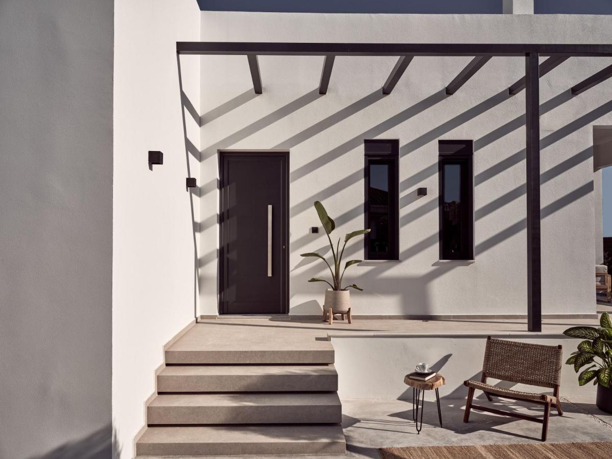 Noema Villa - Stylish Villa With Scenic Serenity, By Zantewize Sarakinádhon Exterior photo