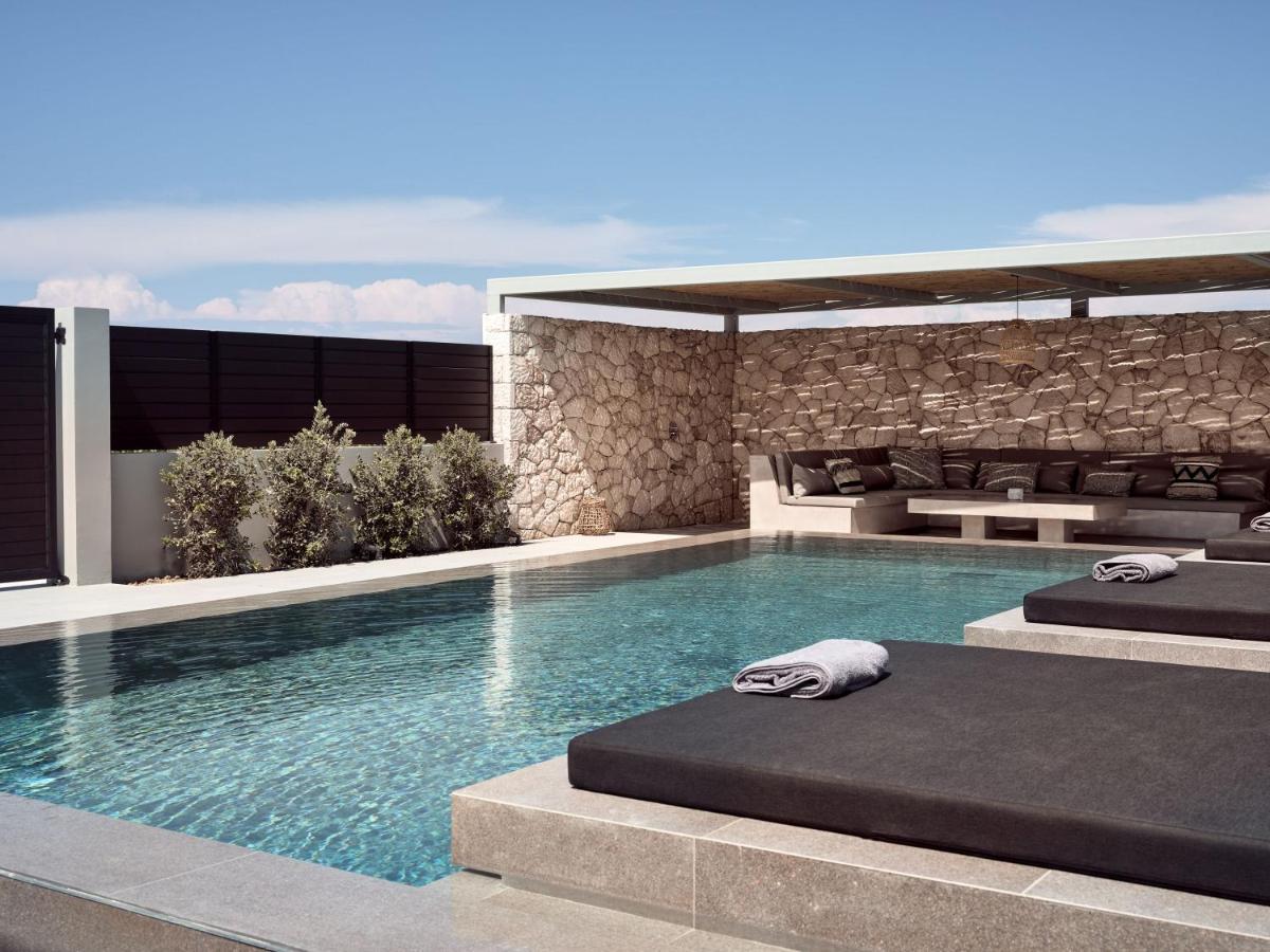 Noema Villa - Stylish Villa With Scenic Serenity, By Zantewize Sarakinádhon Exterior photo